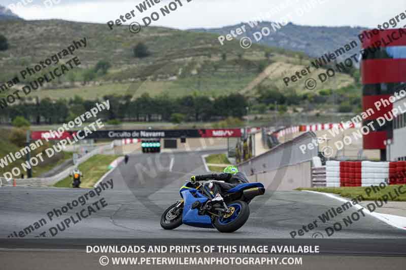 cadwell no limits trackday;cadwell park;cadwell park photographs;cadwell trackday photographs;enduro digital images;event digital images;eventdigitalimages;navarra;no limits trackdays;peter wileman photography;racing digital images;trackday digital images;trackday photos